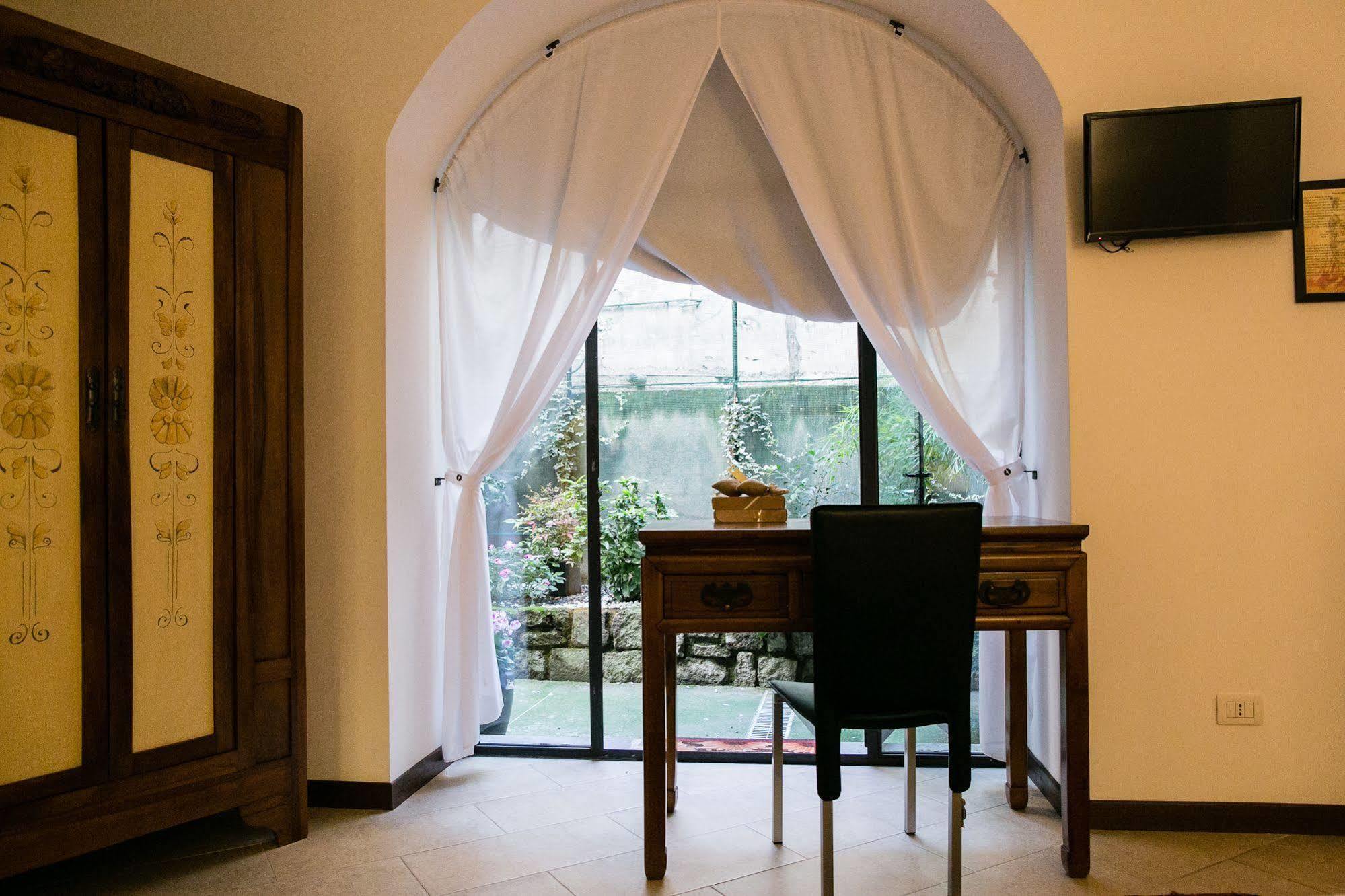 B&B Orchard วิแตร์โบ ภายนอก รูปภาพ
